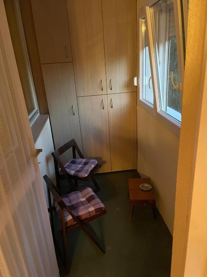 Lolly Apartment Karlovac Buitenkant foto